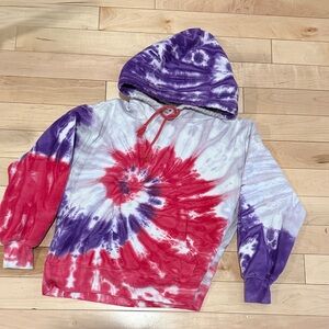 Aritzia TNA COZY AF Tie-Dye Hoodie in Red and Purple